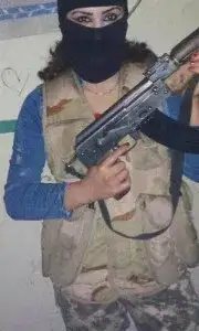 Islamic_State_woman_enforcer